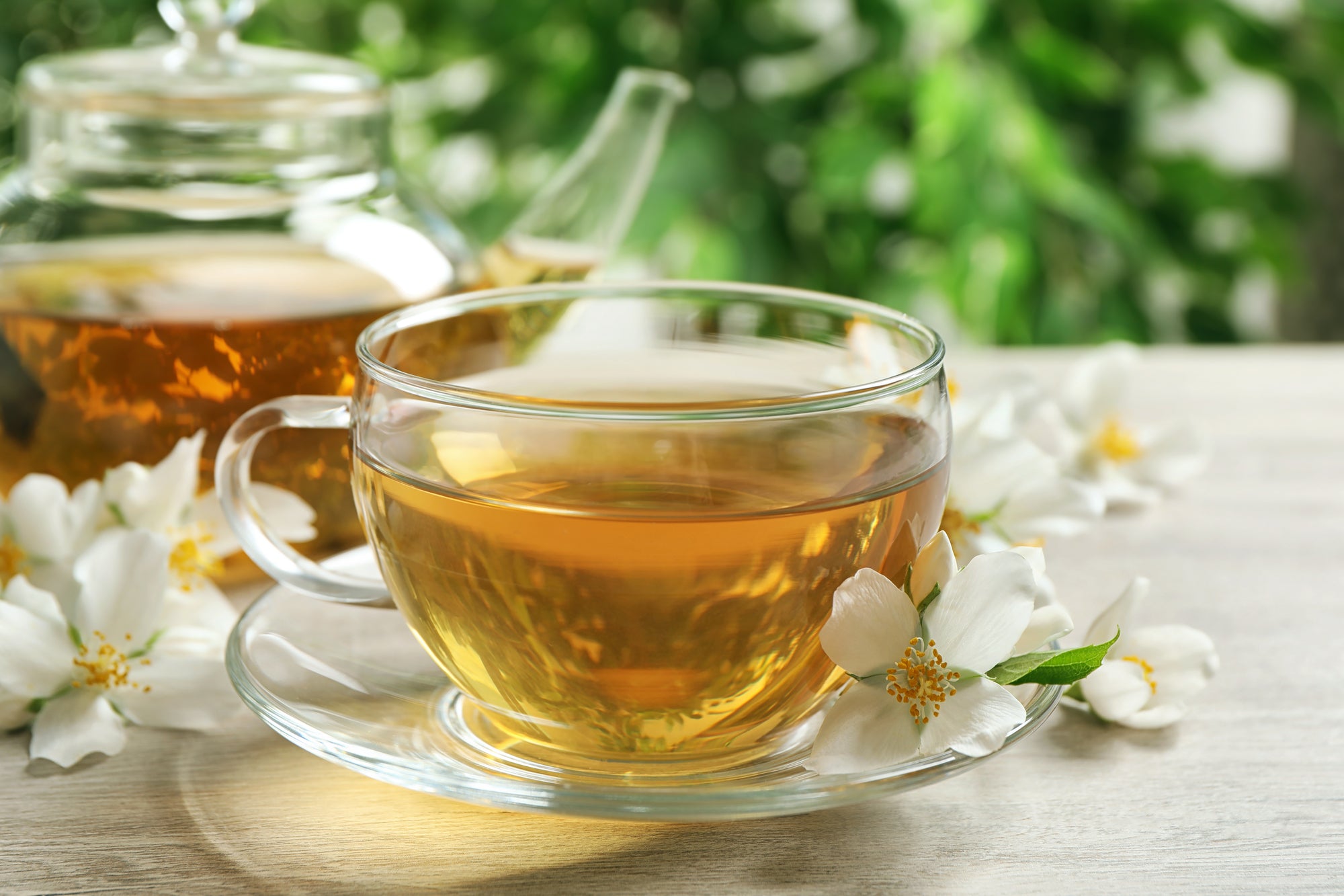 4 Unusual Beauty Benefits of Green Tea